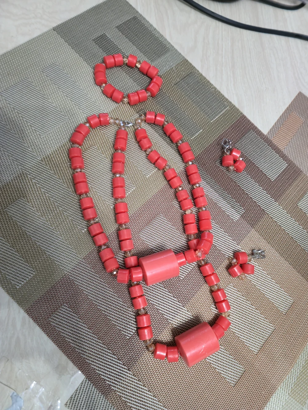 New Beautiful Bold Coral Bead Necklace Set with Matching Earrings & Bracelet $80
